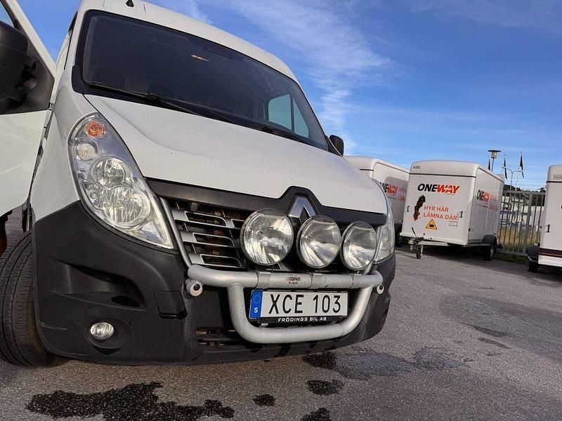 Vit Begagnad 2018 Renault Master Van | 119 000 kr (Bra pris) - Bild 1/4