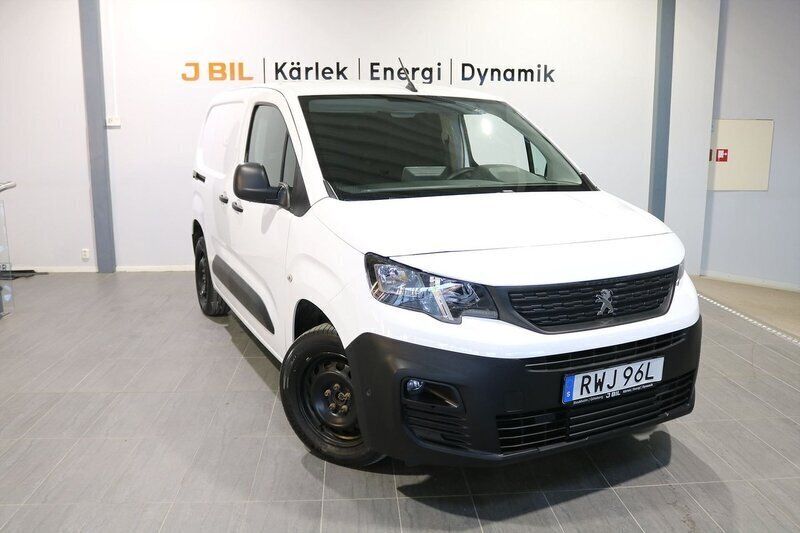 Vit Begagnad 2021 Peugeot Partner Minibuss | 193 625 kr (Marknadspris) - Bild 1/4