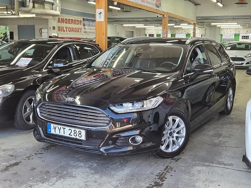 Begagnad Ford Mondeo Business Edition 160 HK (117 kW) 2017 Svart Kombi
