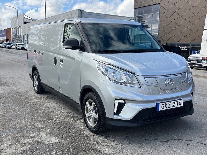 Silver Begagnad 2022 Maxus eDeliver 3 Van | 259 900 kr - Bild 1/4