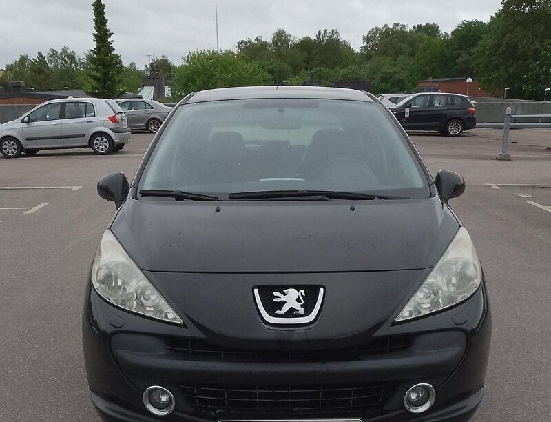 Svart Begagnad 2007 Peugeot 207 Sport Halvkombi | 36 000 kr (Marknadspris) - Bild 1/3
