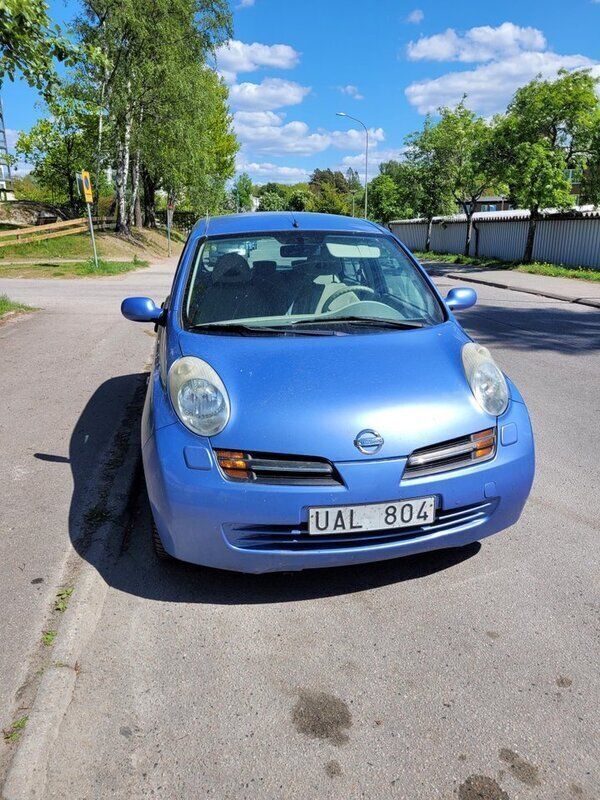 Blå Begagnad 2003 Nissan Micra Halvkombi | 21 000 kr (Bra pris) - Bild 1/4