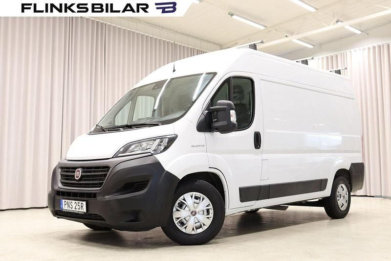 Vit Begagnad 2020 Fiat Ducato Van | 179 800 kr (Bra pris) - Bild 1/4