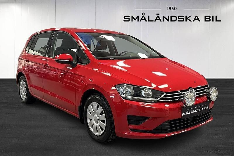 Begagnad VW Golf VII 92 HK (67 kW) 2018 Röd Halvkombi