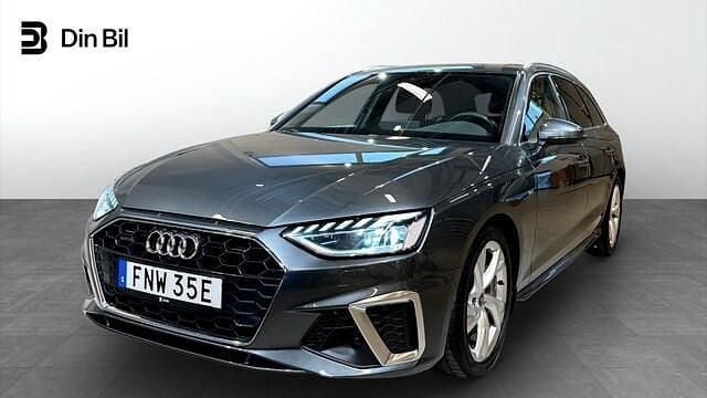 Daytonagrå pärleffekt Begagnad 2023 Audi A4 S-Line Kombi | 349 000 kr (Marknadspris) - Bild 1/4