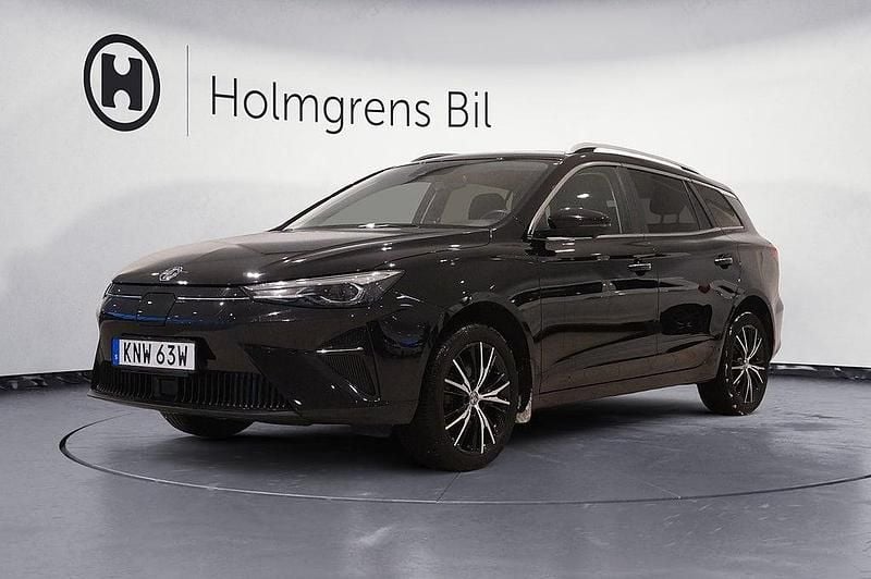 Svart Begagnad 2022 MG MG5 EV Long Range Luxury Kombi | 199 900 kr (Marknadspris) - Bild 1/4