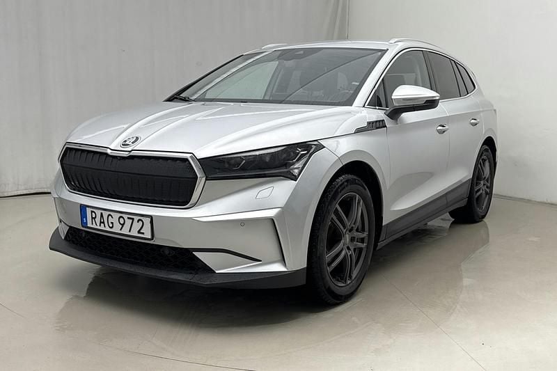 Silver Begagnad 2023 Skoda Enyaq iV SUV | 329 000 kr (Superpris) - Bild 1/4