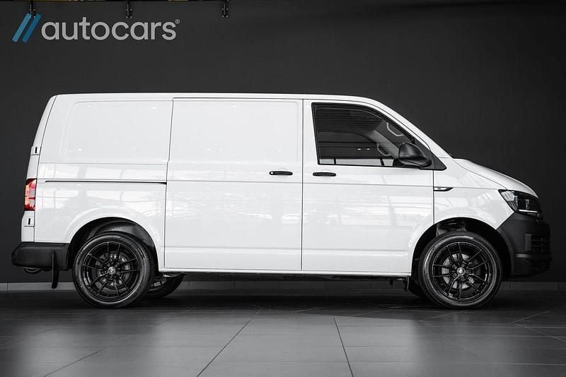Vit Begagnad 2019 VW T6.1 Van | 348 750 kr - Bild 1/4