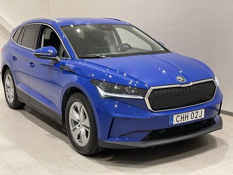 Energy blue Begagnad 2022 Skoda Enyaq iV SUV | 364 900 kr (Bra pris) - Bild 1/4