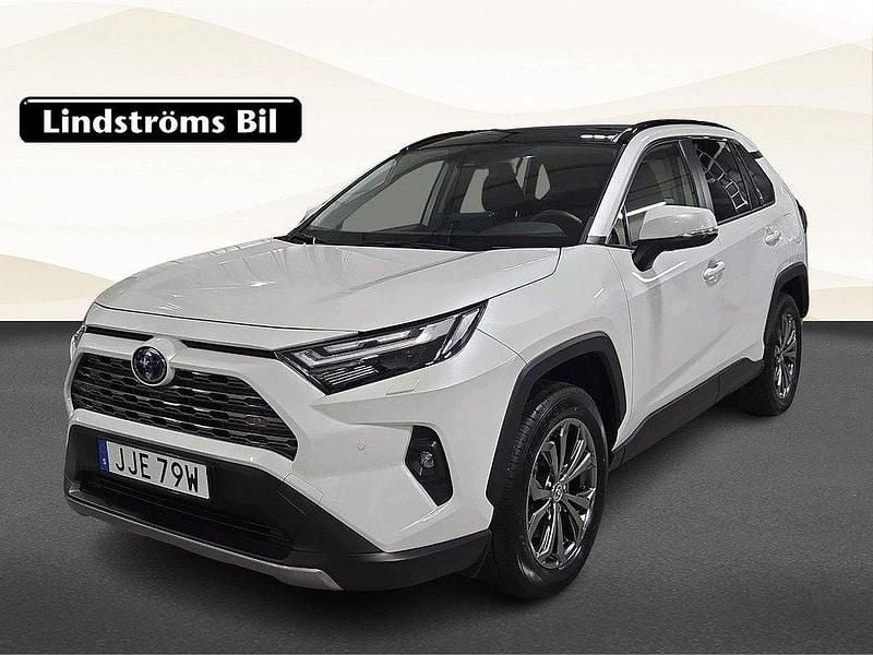 Vit Begagnad 2024 Toyota RAV4 Hybrid Executive SUV | 489 900 kr (Marknadspris) - Bild 1/3