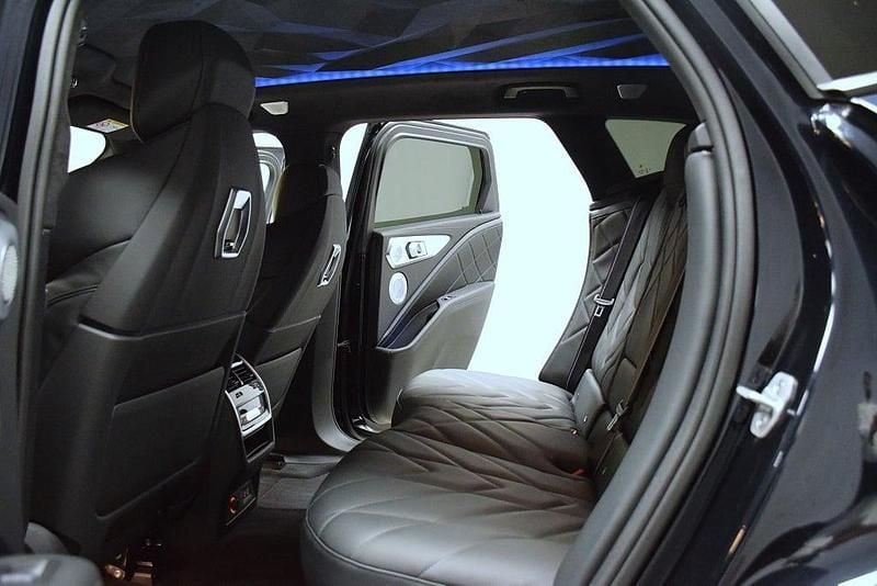 Begagnad BMW XM Comfort Edition 653 HK (480 kW) 2024 Carbon black metallic SUV