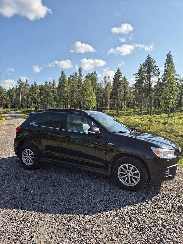 Svart Begagnad 2012 Mitsubishi ASX Active SUV | 79 000 kr (Lite dyr) - Bild 1/4