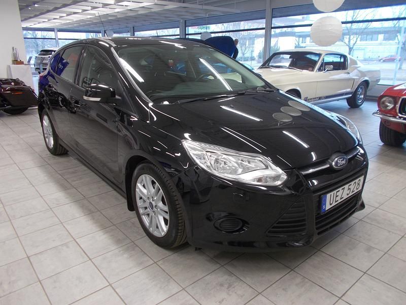 Begagnad Ford Focus 2013 Svart