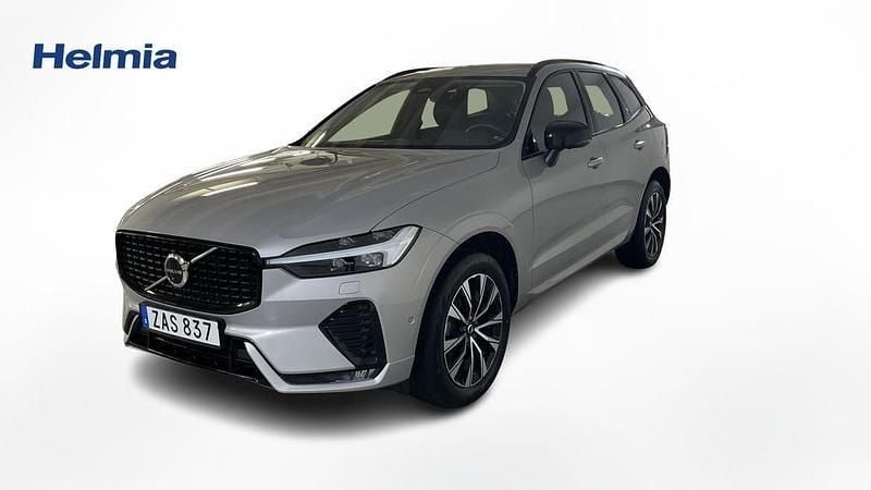 Silver Begagnad 2023 Volvo XC60 Plus SUV | 459 000 kr (Marknadspris) - Bild 1/4