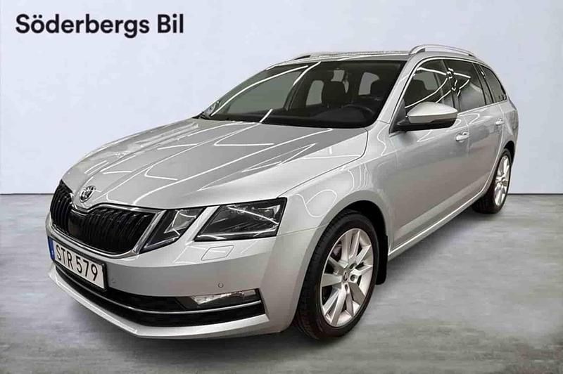 Silver Begagnad 2020 Skoda Octavia Kombi | 209 500 kr - Bild 1/1
