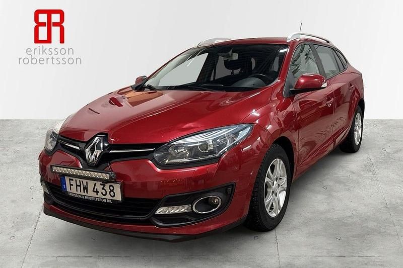 Röd Begagnad 2015 Renault Mégane GrandTour Kombi | 89 900 kr (Dyr) - Bild 1/4