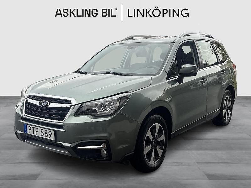 Ljusgrön (grön) Begagnad 2017 Subaru Forester SUV | 209 000 kr (Marknadspris) - Bild 1/4