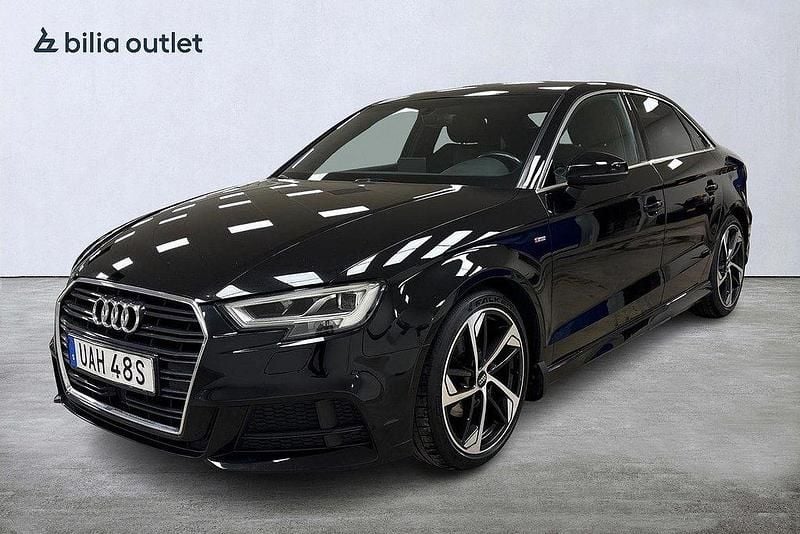 Svart Begagnad 2019 Audi A3 S-Line Sedan | 204 000 kr (Marknadspris) - Bild 1/4