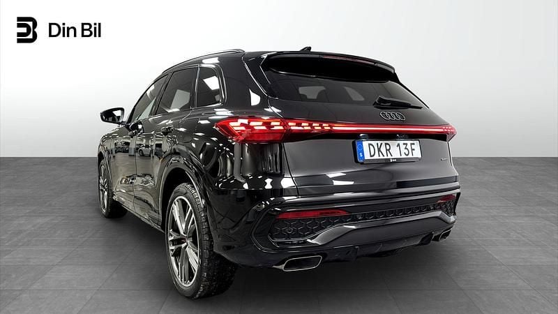 Ny Audi Q5 Edition .1 252 HK (185 kW) 2025 Svart SUV