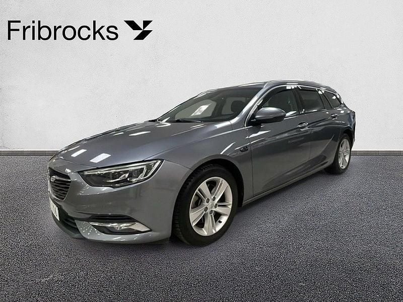Grå Begagnad 2017 Opel Insignia Business Kombi | 159 900 kr (Marknadspris) - Bild 1/4