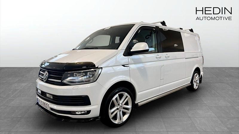Vit (white) Begagnad 2018 VW T6 Van | 339 900 kr - Bild 1/4