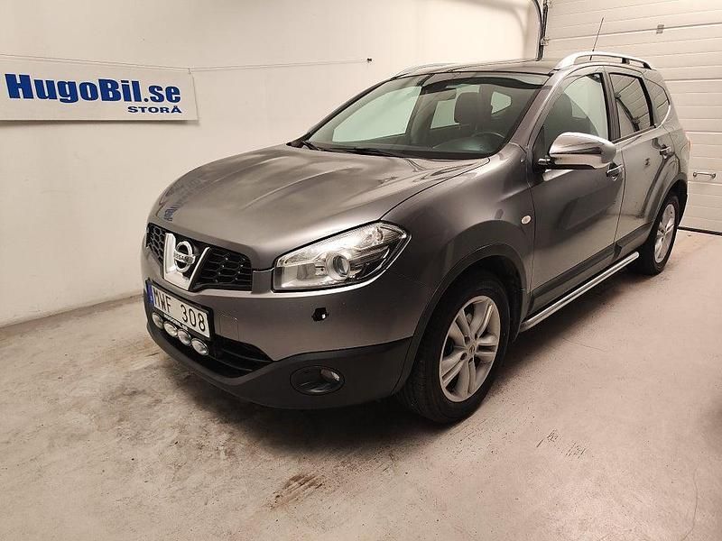 Gråmetallic Begagnad 2012 Nissan Qashqai +2 SUV | 109 500 kr (Dyr) - Bild 1/4