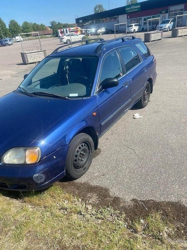 Blå Begagnad 2000 Suzuki Baleno Kombi | 18 000 kr - Bild 1/4