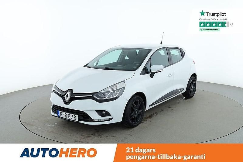 Vit Begagnad 2017 Renault Clio IV Expression Halvkombi | 87 000 kr (Bra pris) - Bild 1/4