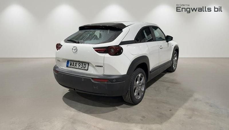 Begagnad Mazda MX30 105 kW (143 HK) 2022 Vit SUV