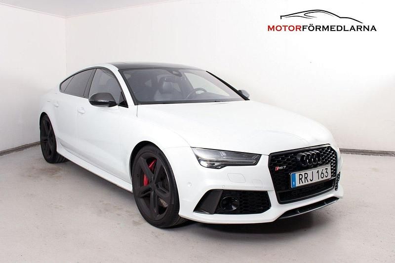 Vit Begagnad 2015 Audi RS7 Sportback Halvkombi | 529 000 kr - Bild 1/4