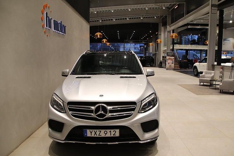 Begagnad Mercedes GLE350 AMG line 258 HK (189 kW) 2017 Silver SUV