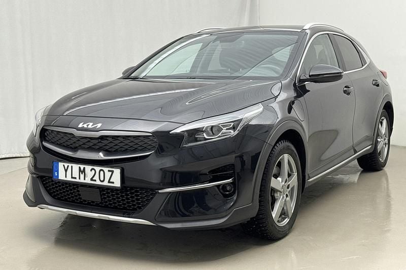 Svart Begagnad 2022 Kia XCeed Advance SUV | 235 000 kr (Bra pris) - Bild 1/4