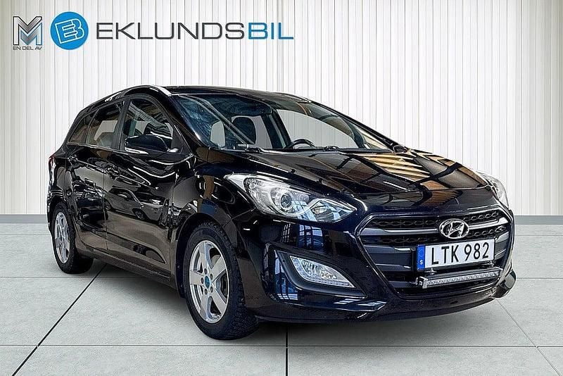 Begagnad Hyundai i30 135 HK (99 kW) 2015 Svart Kombi