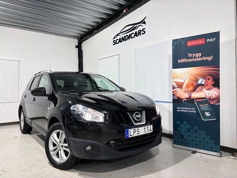 Begagnad Nissan Qashqai +2 150 HK (110 kW) 2011 Svart SUV