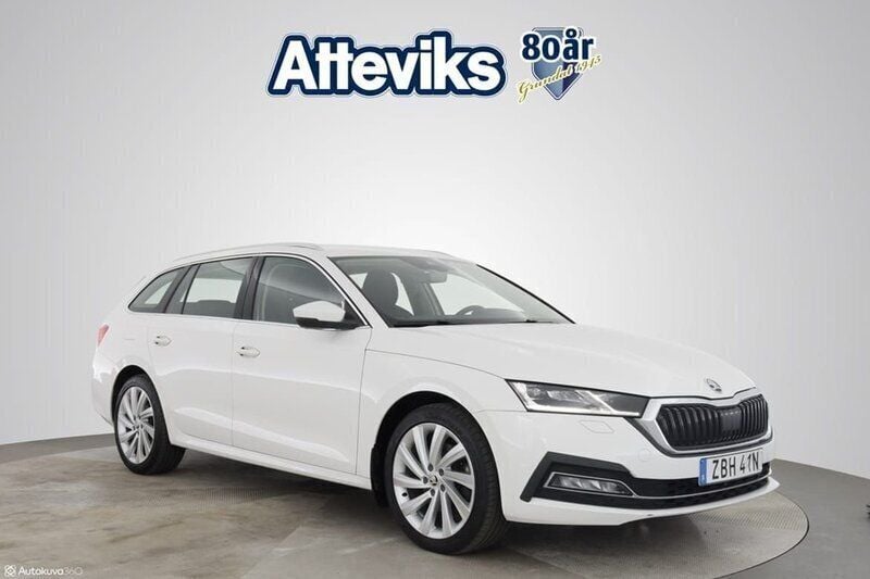 Vit Begagnad 2022 Skoda Octavia Style Kombi | 319 700 kr (Bra pris) - Bild 1/3