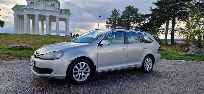 Brun Begagnad 2010 VW Golf VI Kombi | 45 000 kr (Bra pris) - Bild 1/4