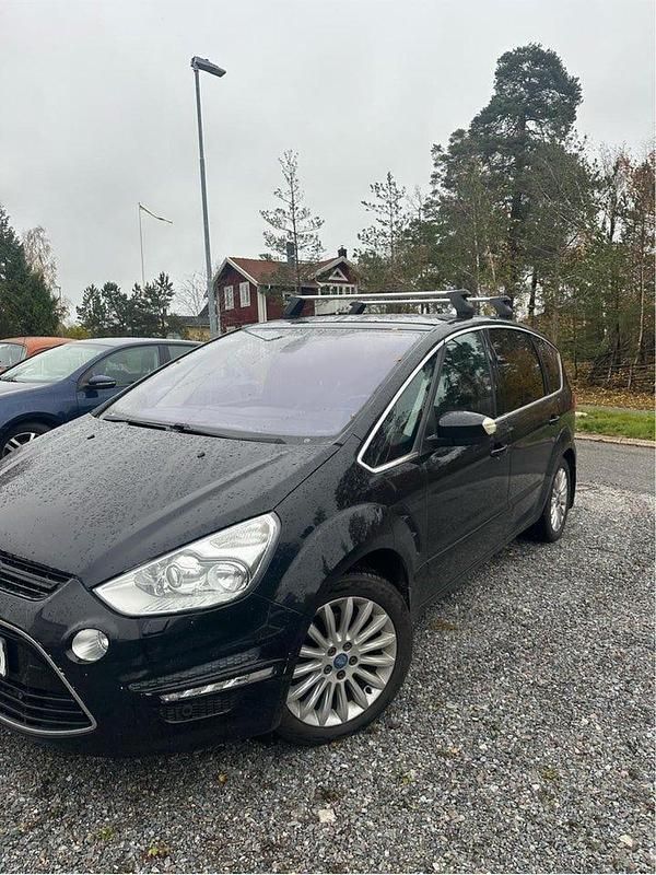 Begagnad 2011 Ford S-MAX Business Edition Minibuss | 89 000 kr (Marknadspris) - Bild 1/4