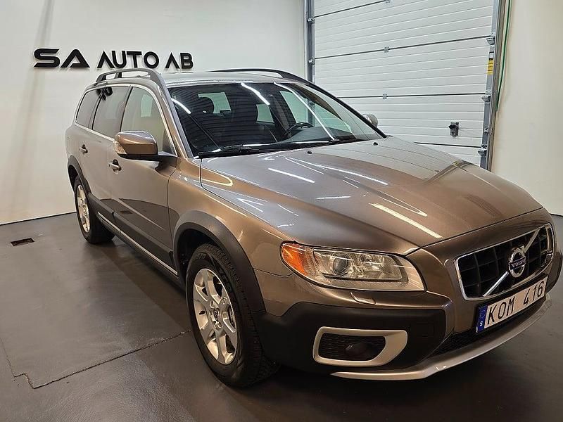 Begagnad Volvo XC70 Summum 176 HK (129 kW) 2009 Grå SUV