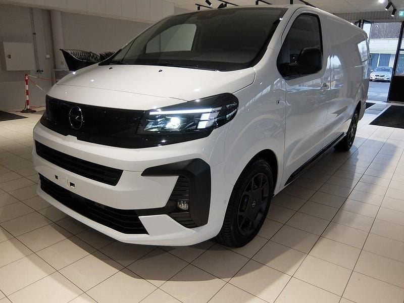 Vit kaolin Ny 2025 Opel Vivaro Minibuss | 503 500 kr (Marknadspris) - Bild 1/4