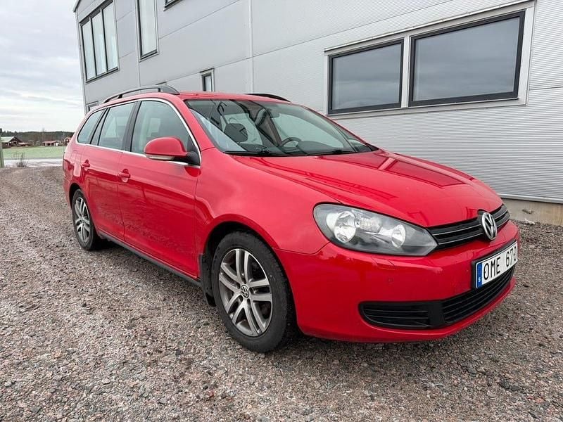 Begagnad 2011 VW Golf VI Halvkombi | 40 000 kr (Bra pris) - Bild 1/4