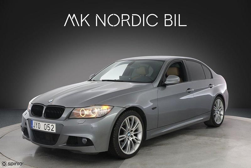 Grå Begagnad 2009 BMW 335 M Sport Sedan | 199 000 kr - Bild 1/4