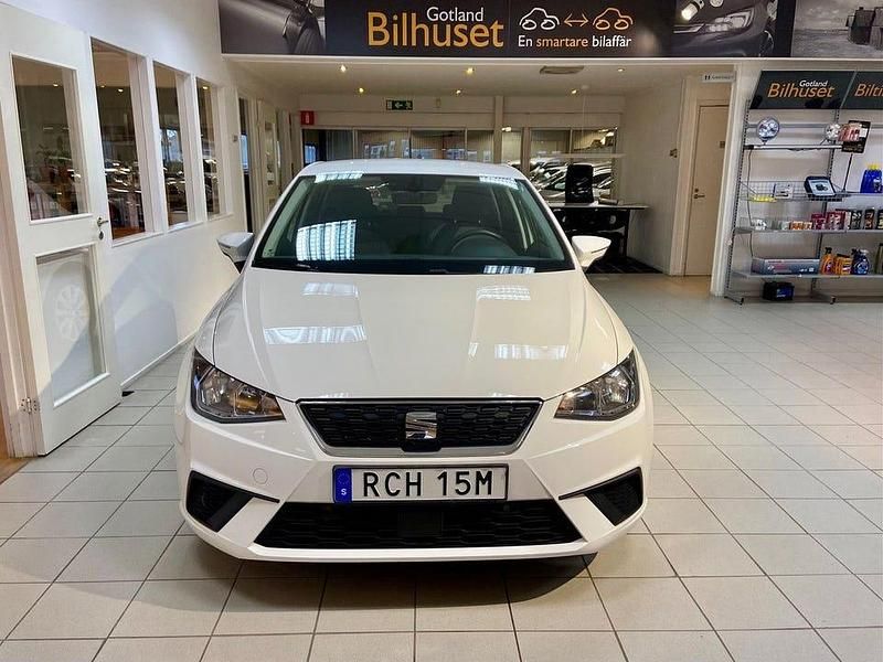 Begagnad Seat Ibiza Style 90 HK (66 kW) 2019 Vit Halvkombi