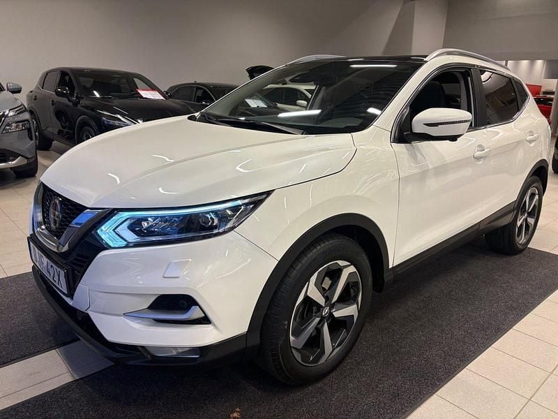 Vit Begagnad 2020 Nissan Qashqai Pack SUV | 224 000 kr (Bra pris) - Bild 1/4