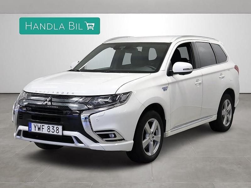 Vit Begagnad 2018 Mitsubishi Outlander P-HEV SUV | 199 900 kr (Marknadspris) - Bild 1/4