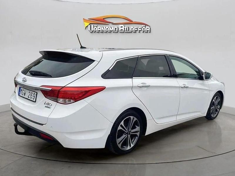 Begagnad Hyundai i40 136 HK (100 kW) 2012 Vit Kombi
