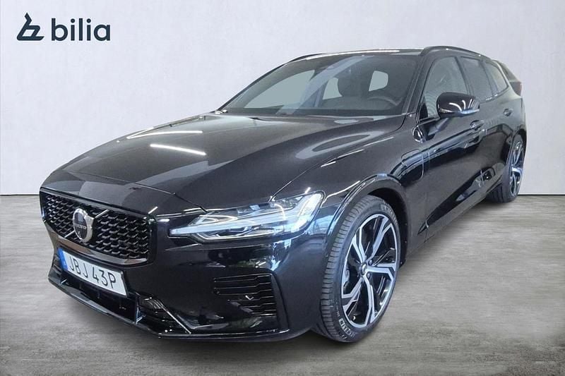 Svart Begagnad 2026 Volvo V60 Kombi | 499 000 kr (Marknadspris) - Bild 1/3