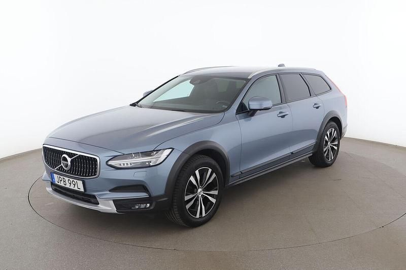 Blå Begagnad 2019 Volvo V90 CC Momentum Kombi | 256 000 kr (Bra pris) - Bild 1/3