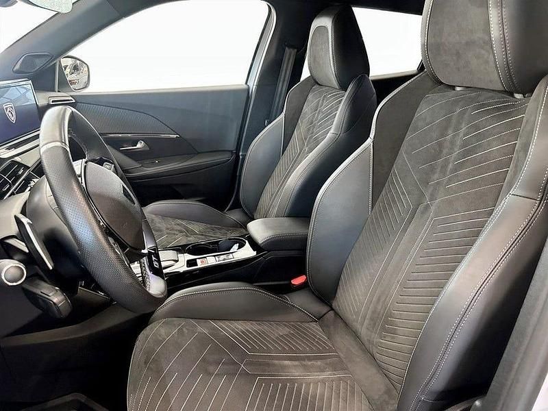 Begagnad Peugeot 2008 GTi 131 HK (96 kW) 2024 Vit SUV