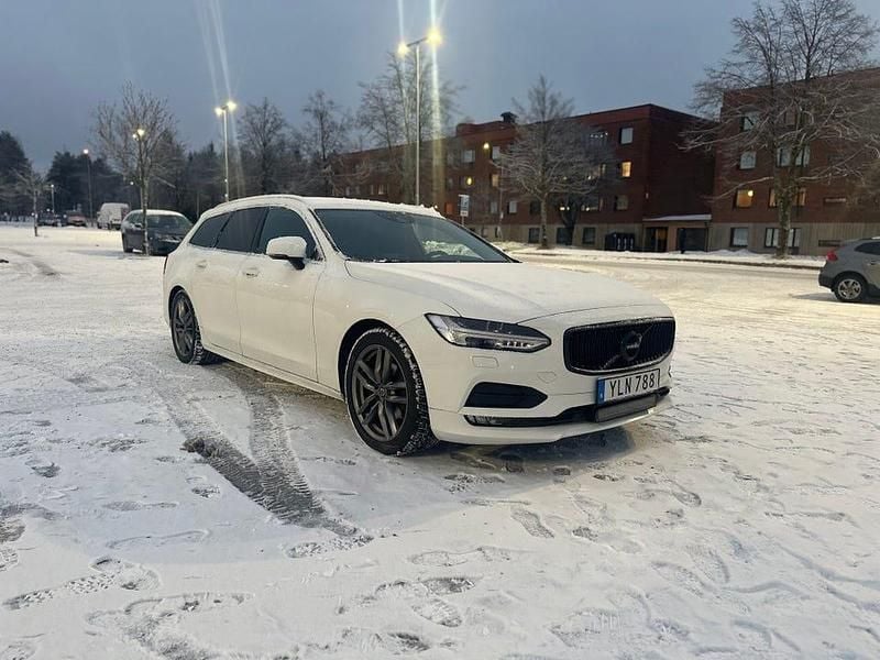 Begagnad 2019 Volvo V90 Kombi | 175 000 kr (Bra pris) - Bild 1/4