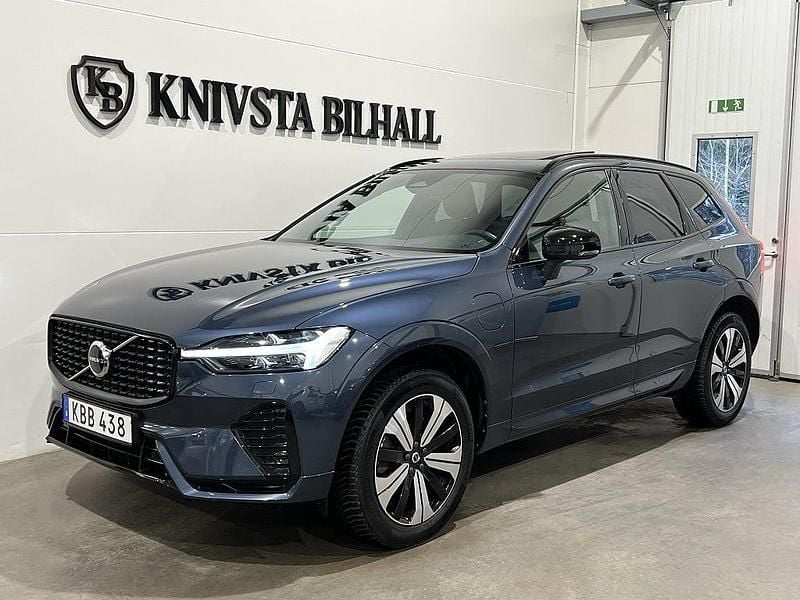 Begagnad Volvo XC60 Plus 253 HK (186 kW) 2022 Mörkblå SUV